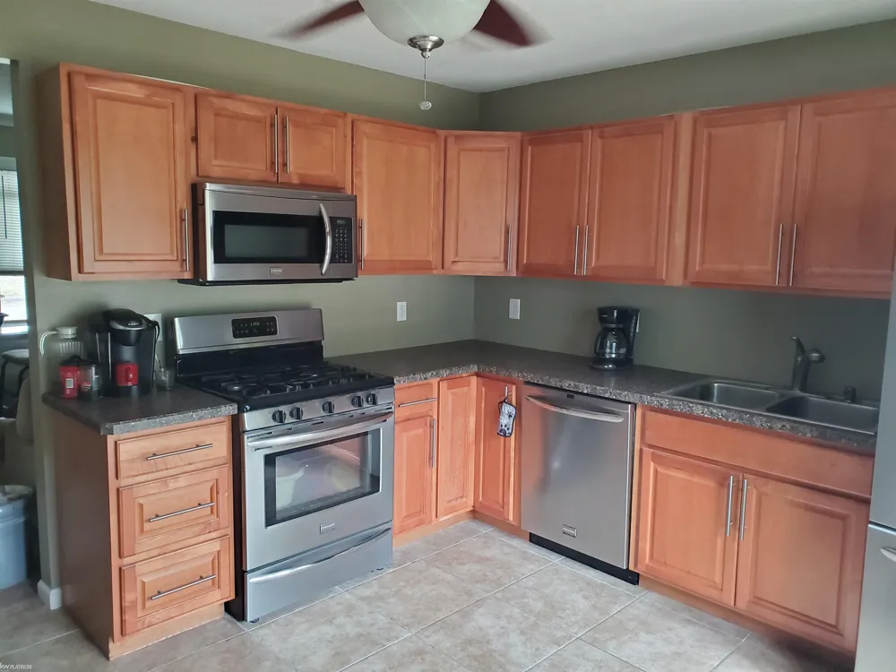 26315 Beaconsfield Street Roseville City, MI 48066