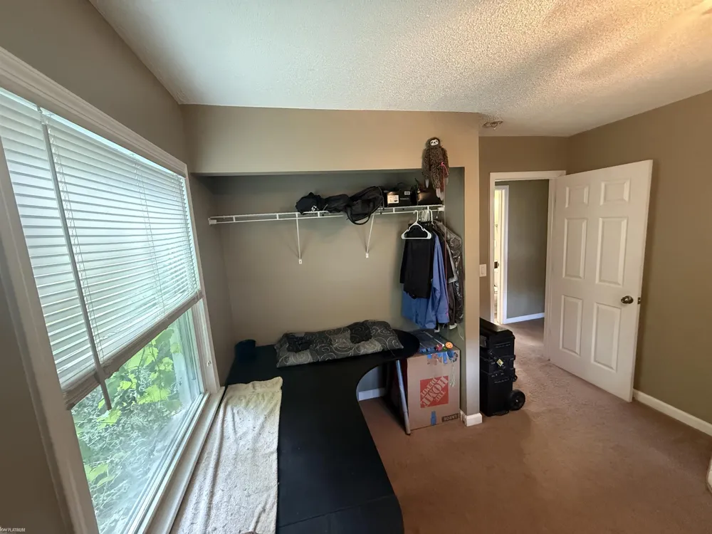 26315 Beaconsfield Street Roseville City, MI 48066