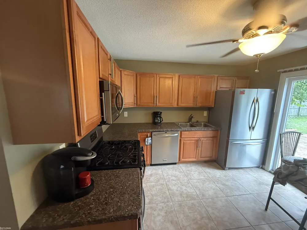 26315 Beaconsfield Street Roseville City, MI 48066