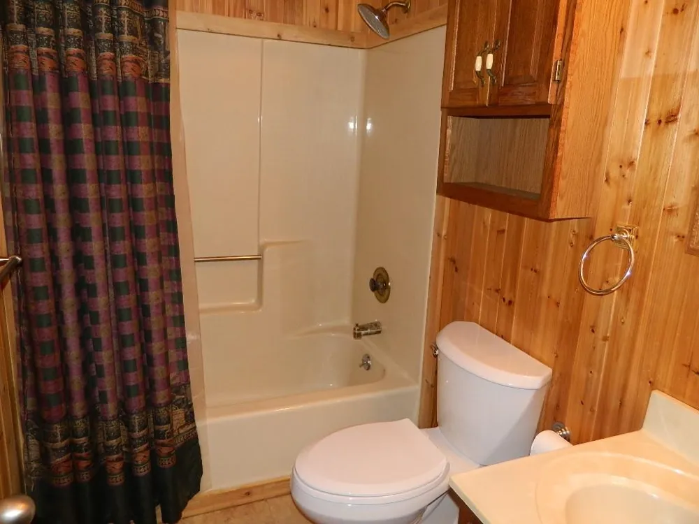 19282 Highway US 10 Richmond Township, MI 49677
