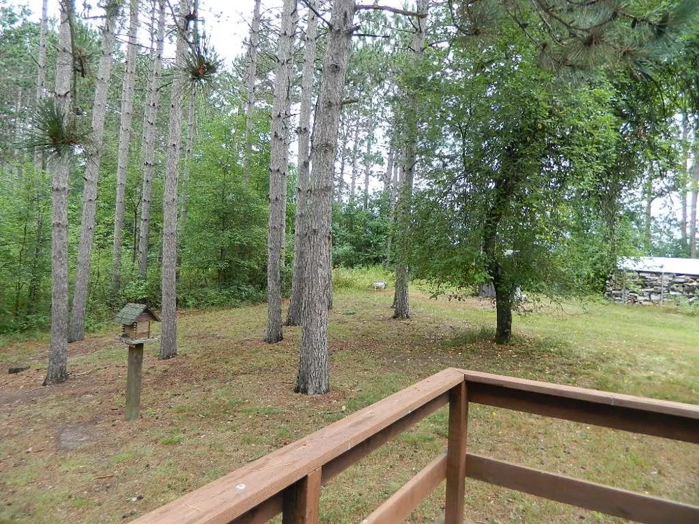 19282 Highway US 10 Richmond Township, MI 49677