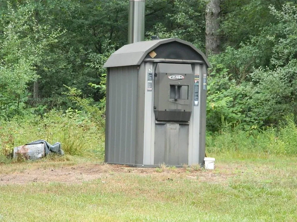 19282 Highway US 10 Richmond Township, MI 49677