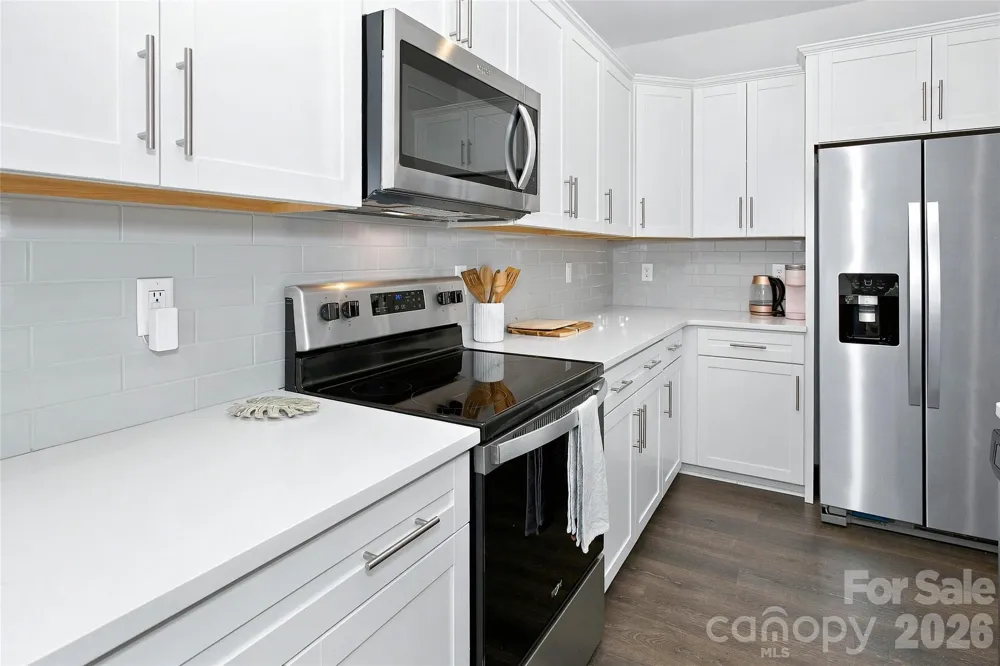 26 Walnut Springs Drive Asheville, NC 28804