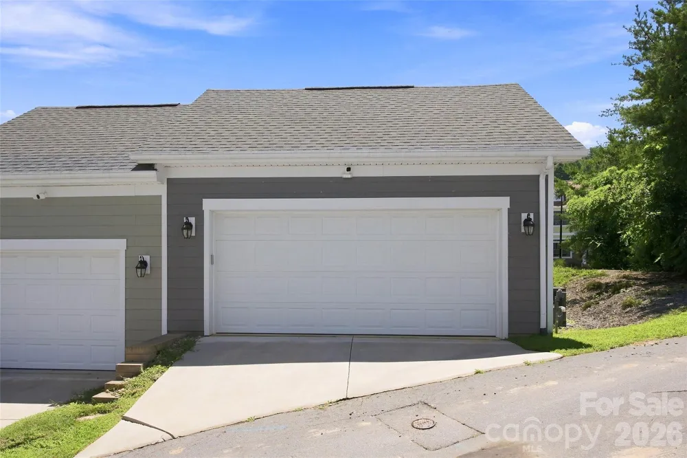 26 Walnut Springs Drive Asheville, NC 28804