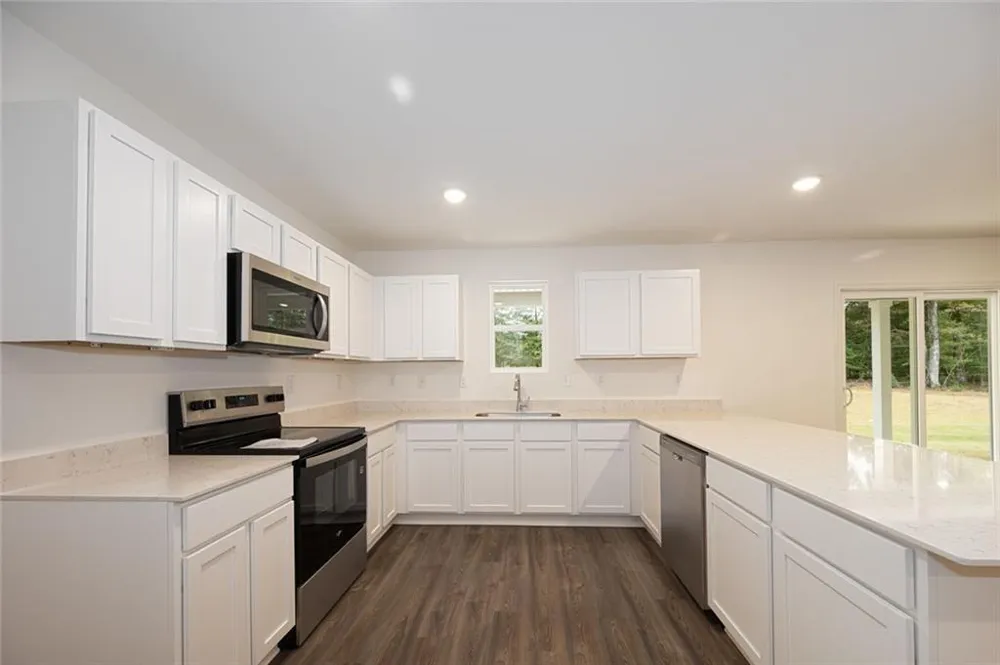 401 Shallow Creek Court Hogansville, GA 30230