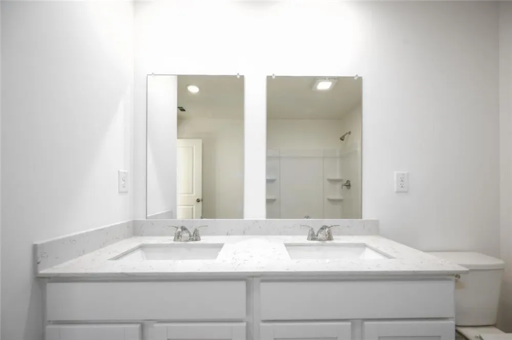 401 Shallow Creek Court Hogansville, GA 30230