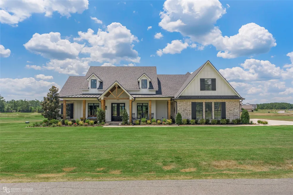 199 Red Bluff Road Frierson, LA 71027