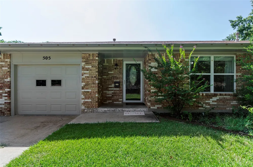 505 Galia Street Bowie, TX 76230