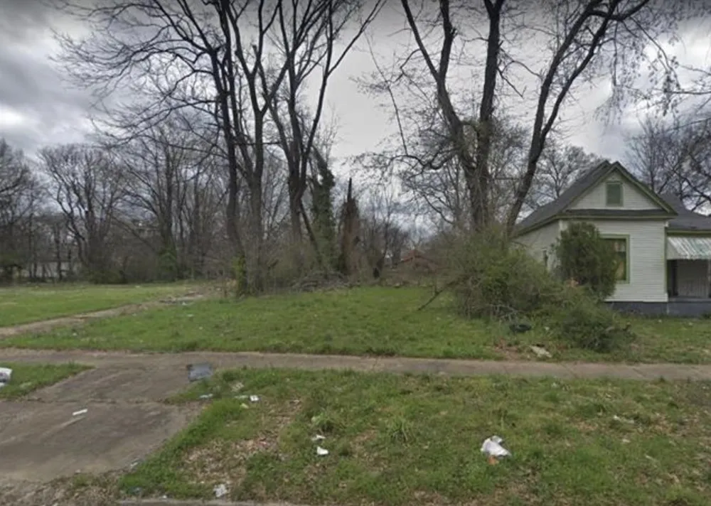 664 LUCY AVE Memphis, TN 38106