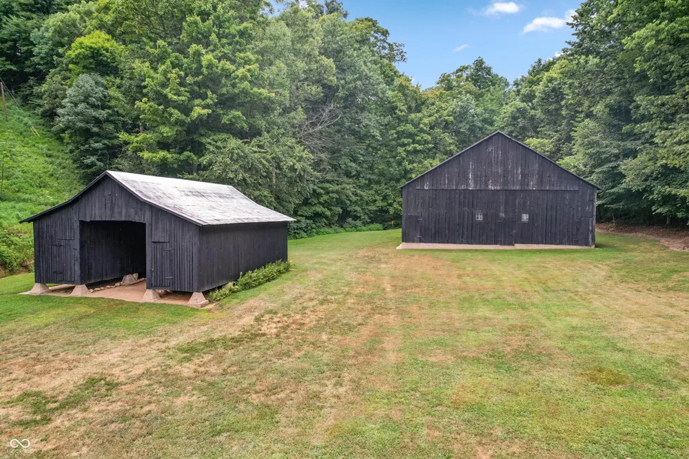 1100 E Delaney Millport Road Vallonia, IN 47281