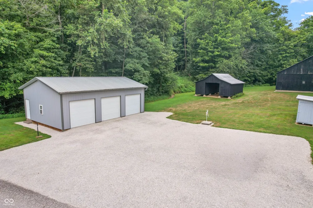 1100 E Delaney Millport Road Vallonia, IN 47281