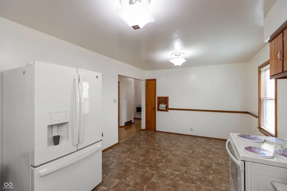 1100 E Delaney Millport Road Vallonia, IN 47281