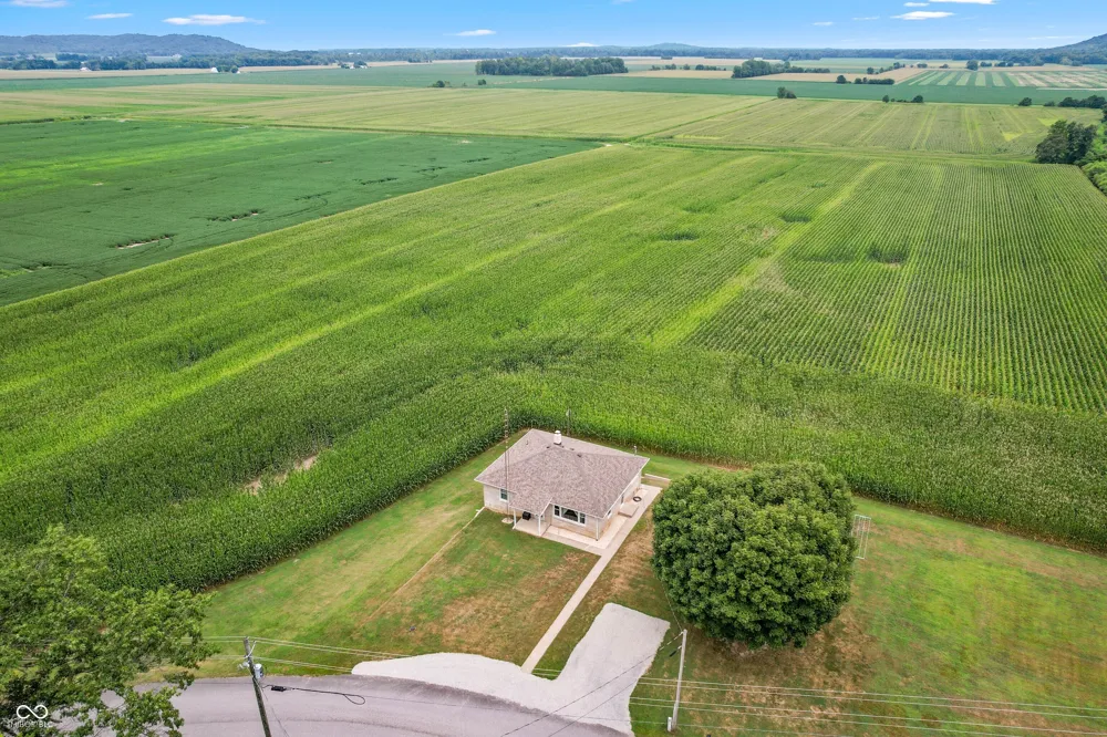 1100 E Delaney Millport Road Vallonia, IN 47281