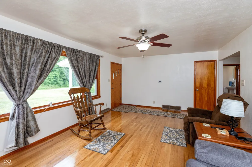 1100 E Delaney Millport Road Vallonia, IN 47281