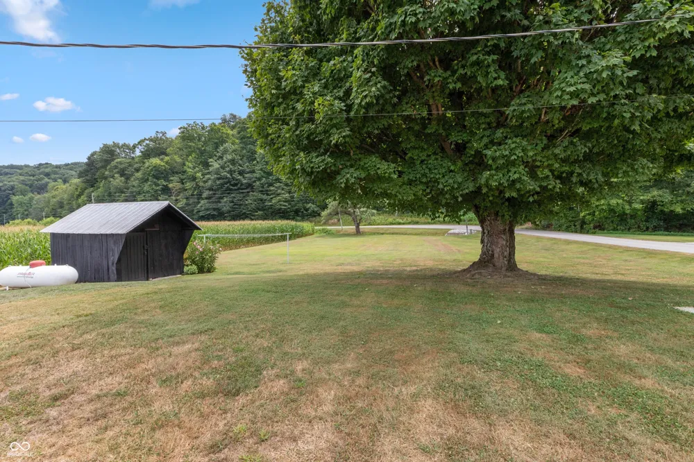 1100 E Delaney Millport Road Vallonia, IN 47281