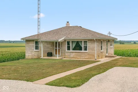 1100 E Delaney Millport Road