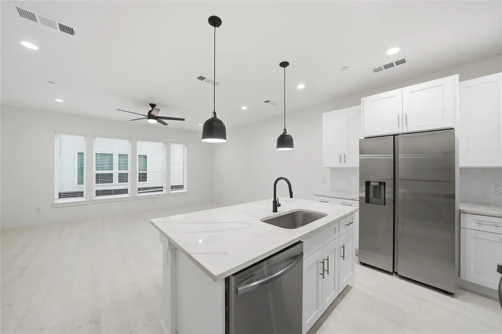7207 Mohawk Drive #106 Dallas, TX 75235