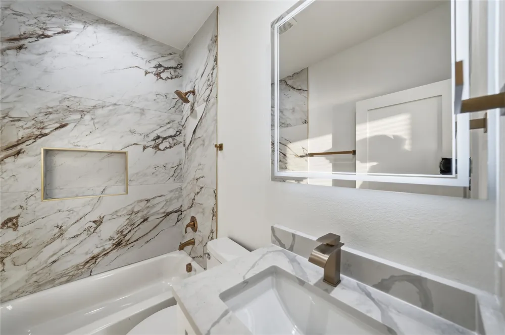 7207 Mohawk Drive #106 Dallas, TX 75235