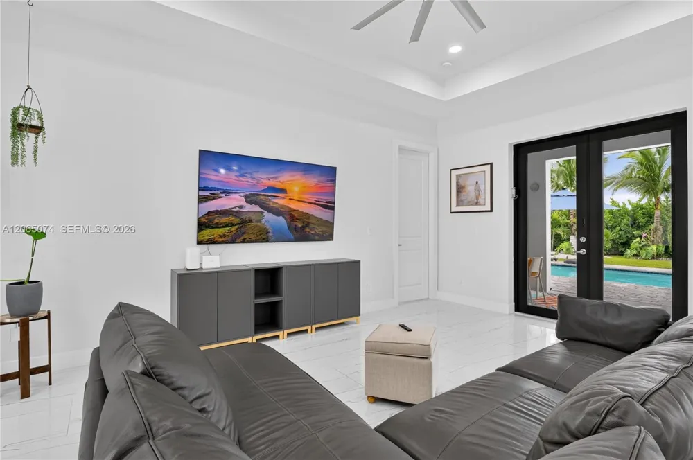 244 NW 15 Cape Coral, FL 33993