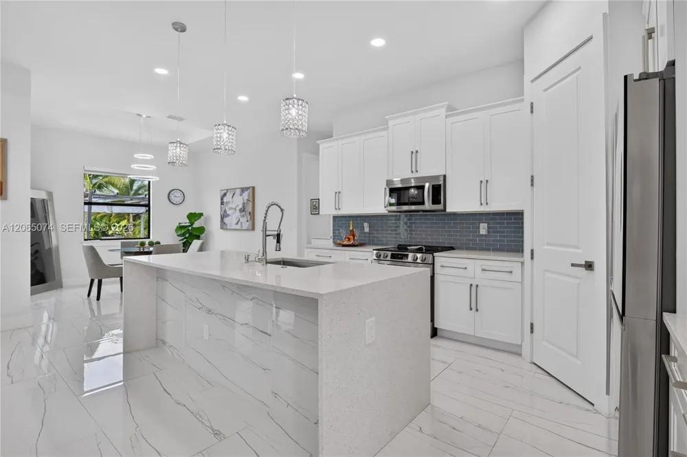 244 NW 15 Cape Coral, FL 33993