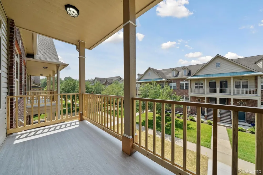 433 Village Drive #189 Walled Lake City, MI 48390