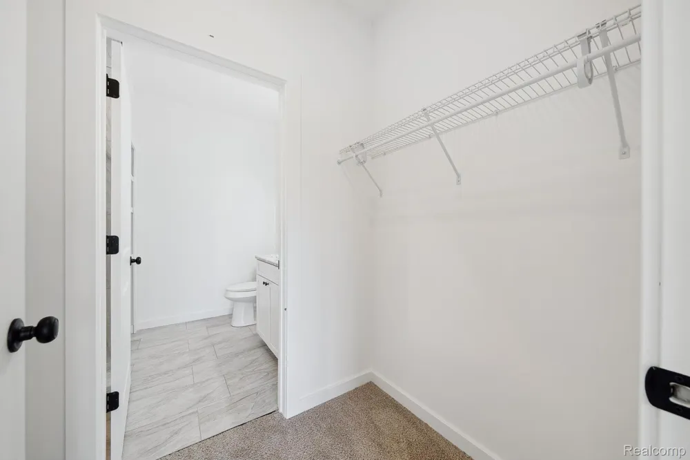 433 Village Drive #189 Walled Lake City, MI 48390