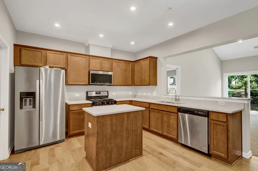 13 Millican DR Peachtree City, GA 30269