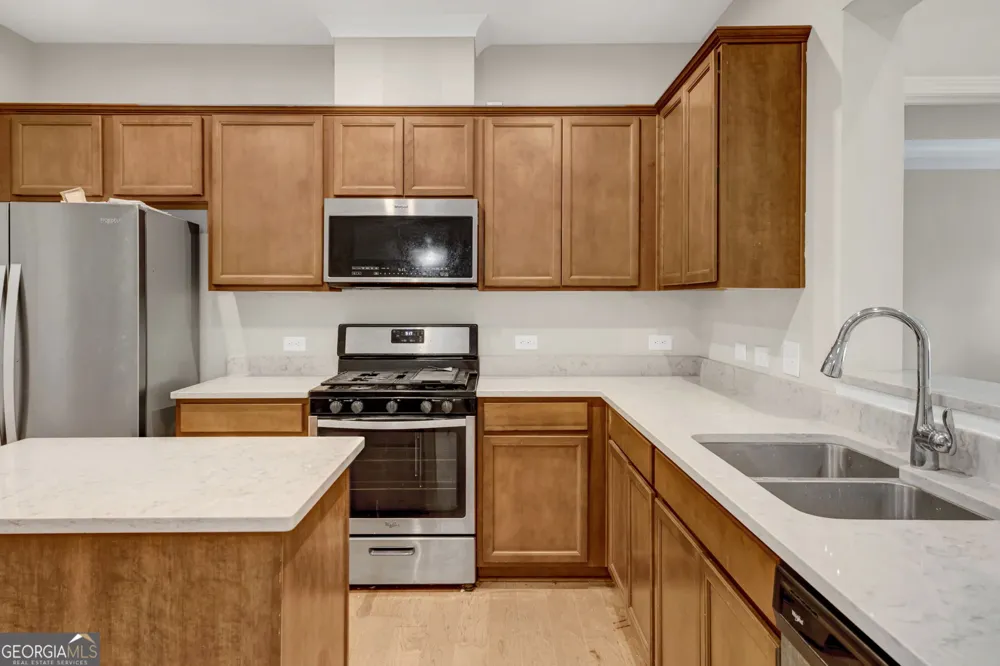 13 Millican DR Peachtree City, GA 30269
