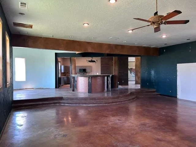 195 Whitworth Road Whitewright, TX 75491