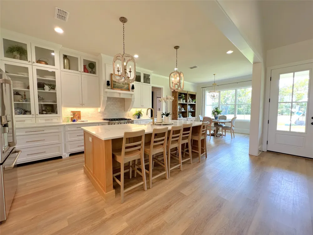 2168 I-30 W Sulphur Springs, TX 75482