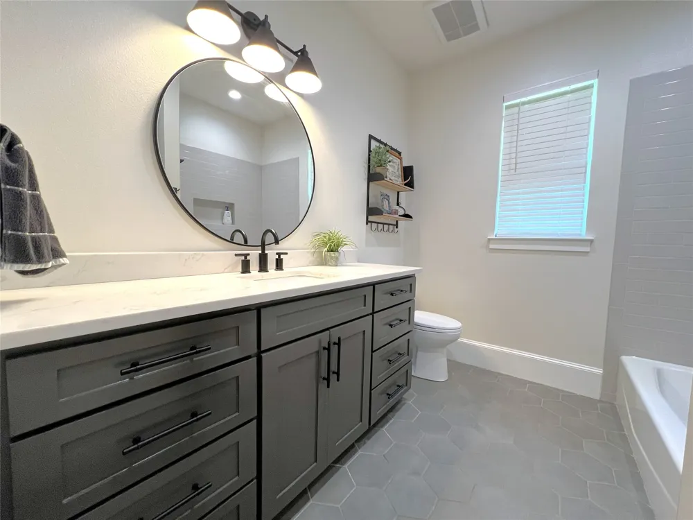 2168 I-30 W Sulphur Springs, TX 75482