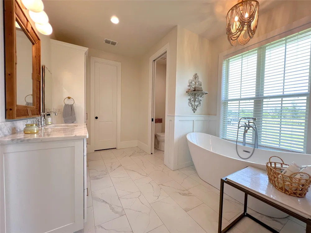 2168 I-30 W Sulphur Springs, TX 75482