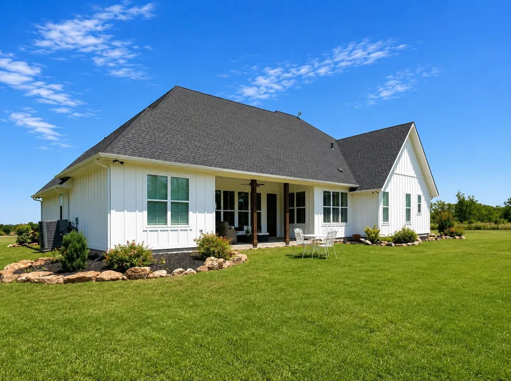 2168 I-30 W Sulphur Springs, TX 75482