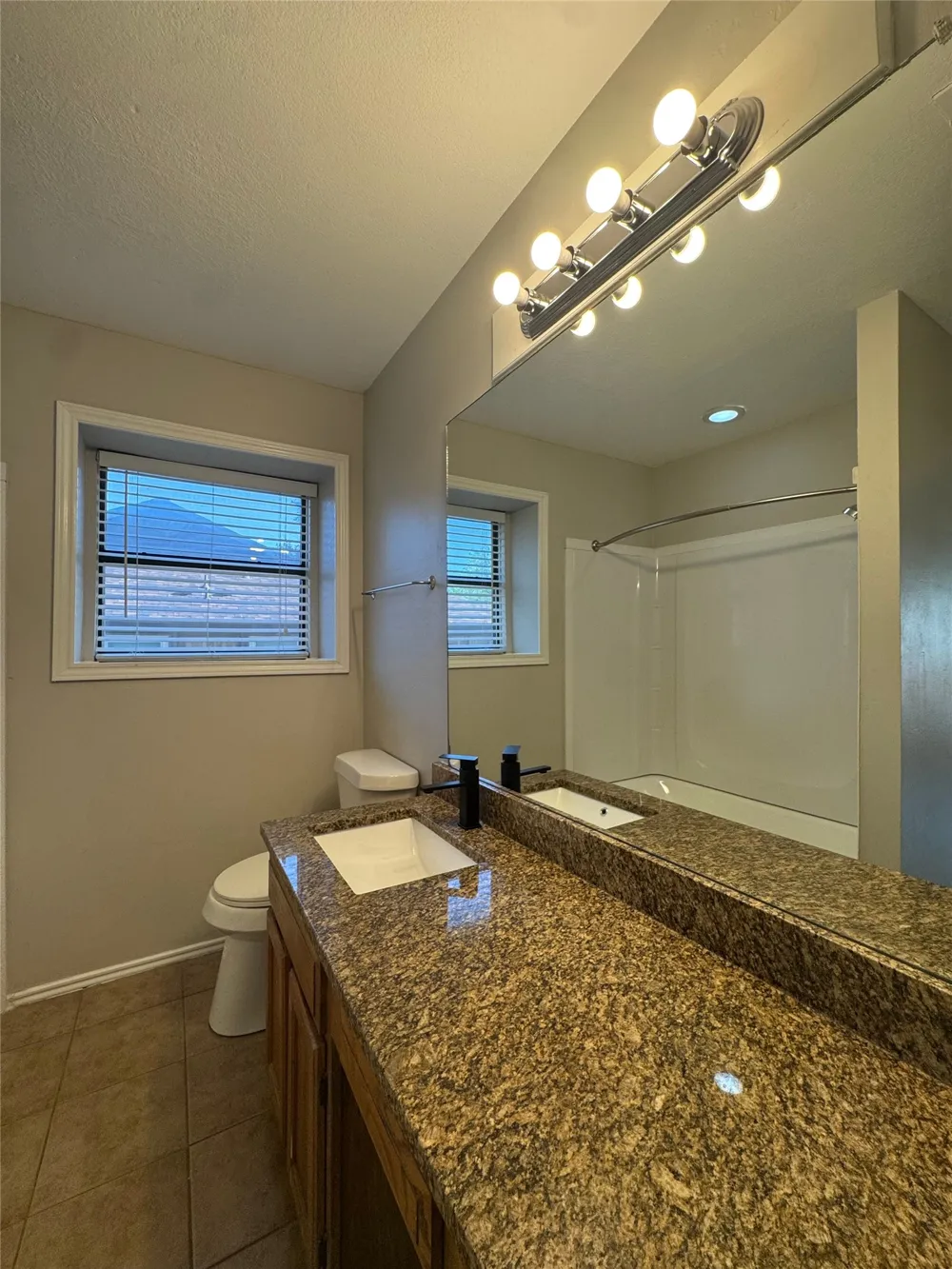 1120 Highpoint Road Bedford, TX 76022