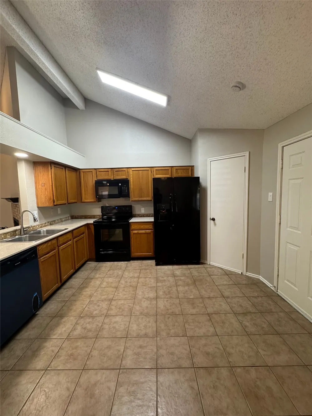 1120 Highpoint Road Bedford, TX 76022