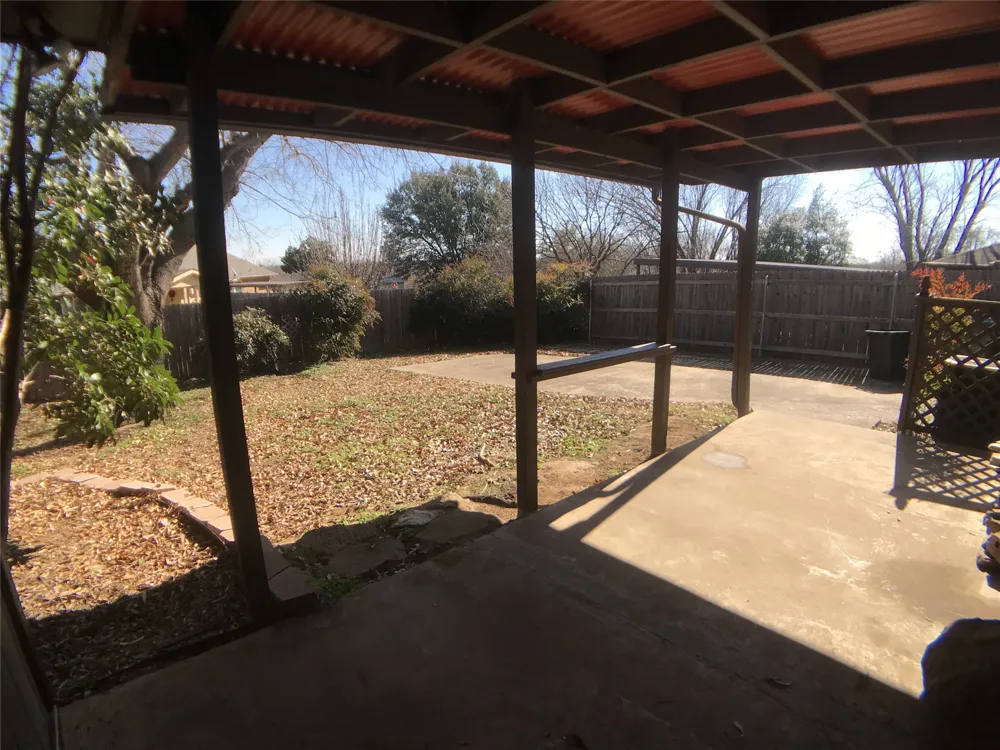1120 Highpoint Road Bedford, TX 76022