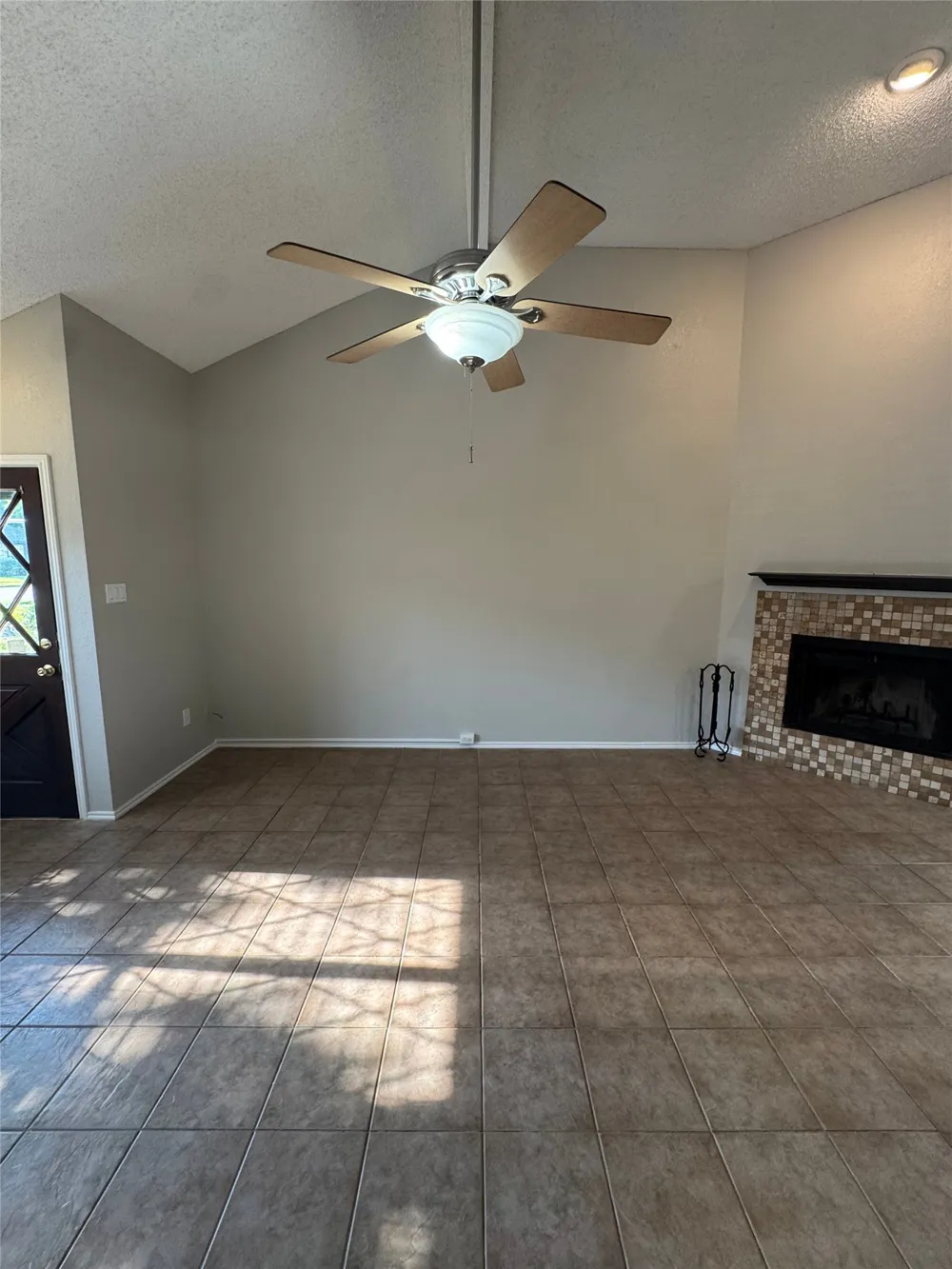 1120 Highpoint Road Bedford, TX 76022