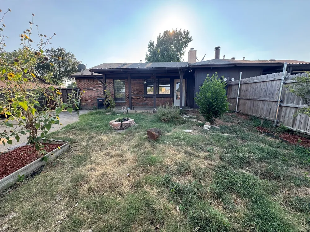 1120 Highpoint Road Bedford, TX 76022