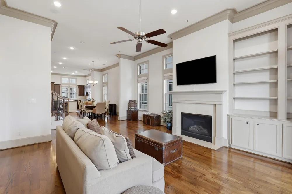 314 W Clay Street Houston, TX 77019