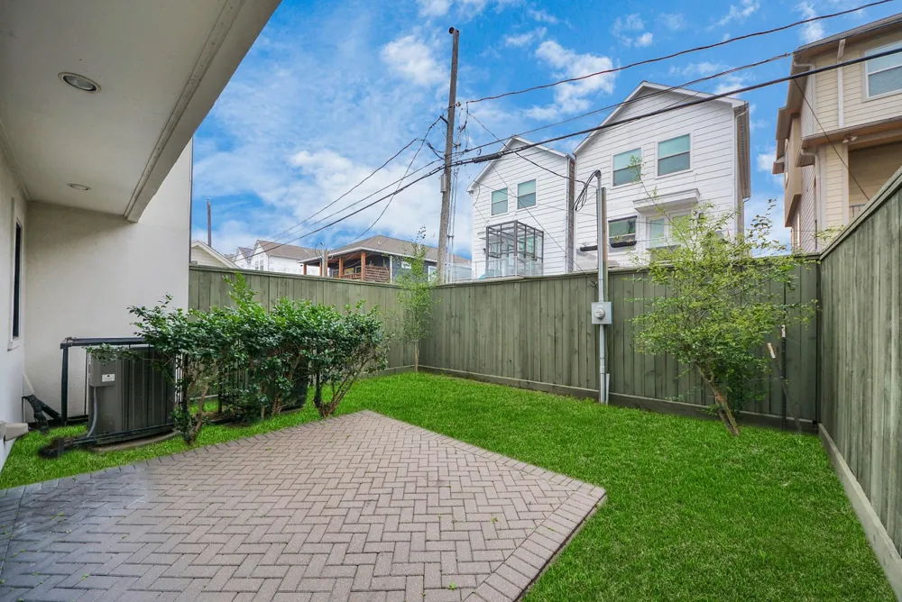 314 W Clay Street Houston, TX 77019