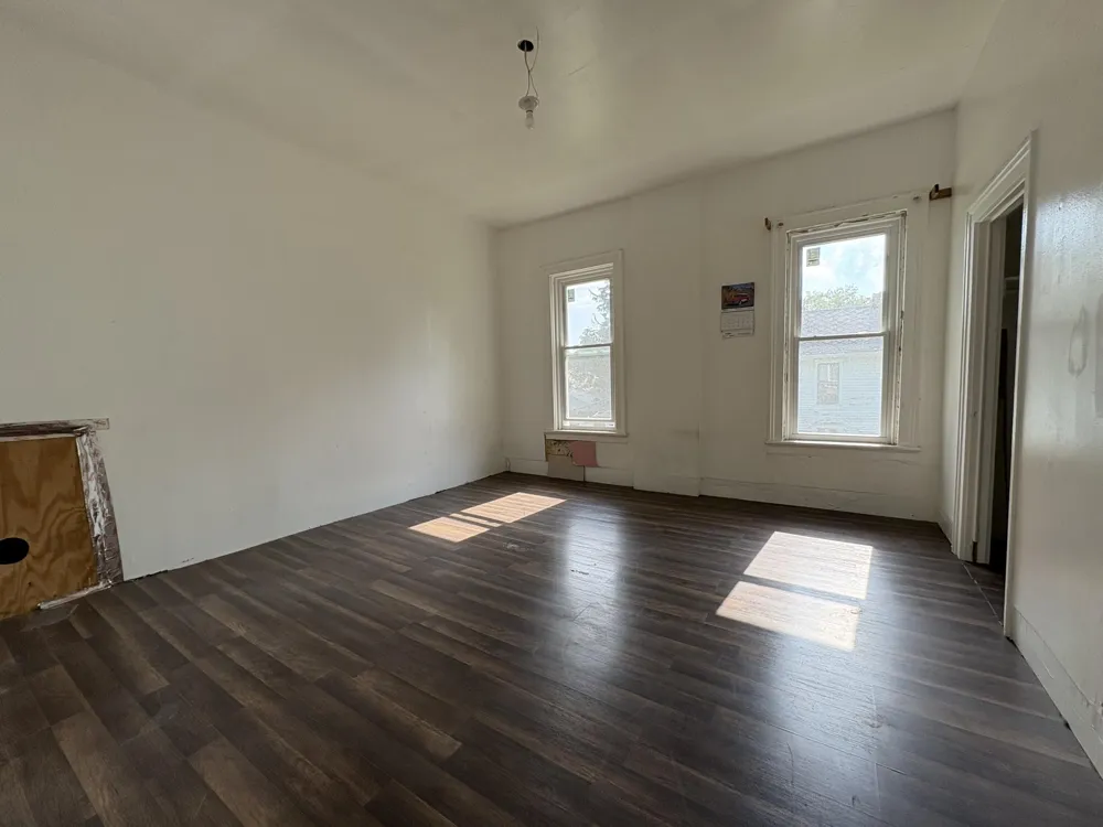 216 W Chestnut Street Albion, MI 49224