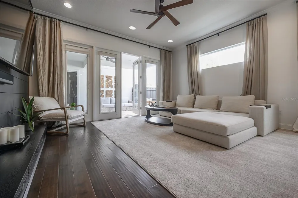 201 S FREMONT AVENUE #1 Tampa, FL 33606