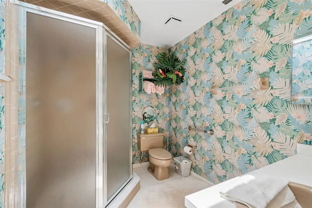 2364 VIOLET PL Palm Harbor, FL 34685