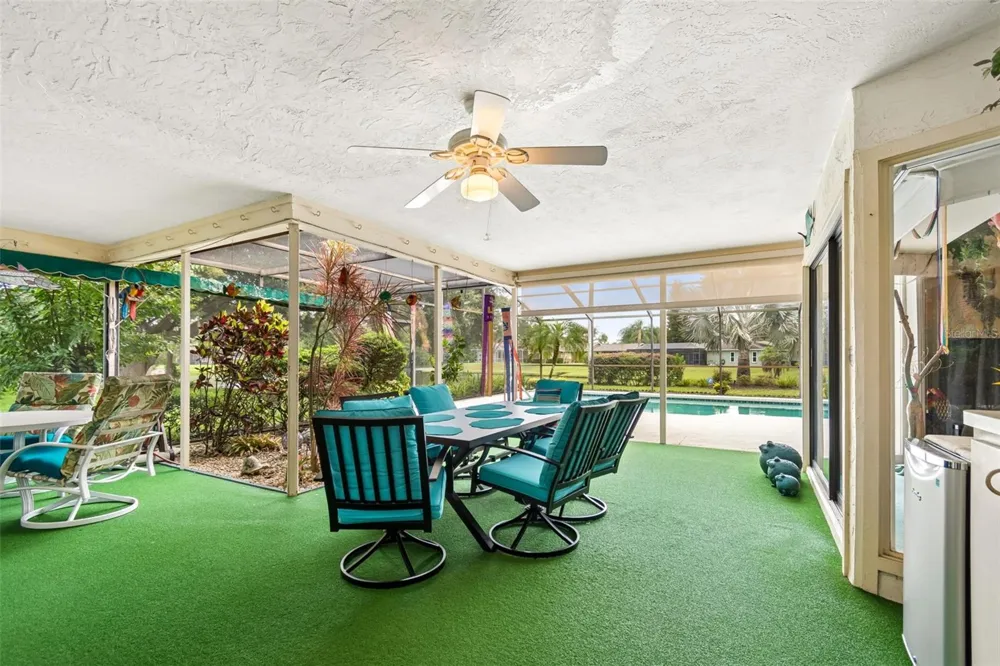 2364 VIOLET PL Palm Harbor, FL 34685