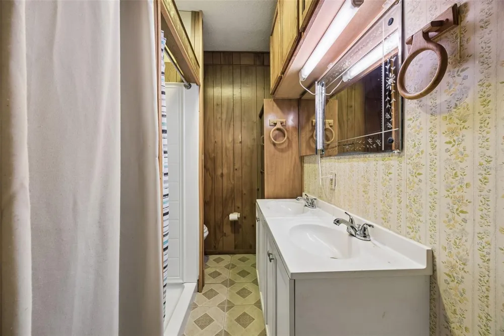 101 SESAME STREET Palatka, FL 32177