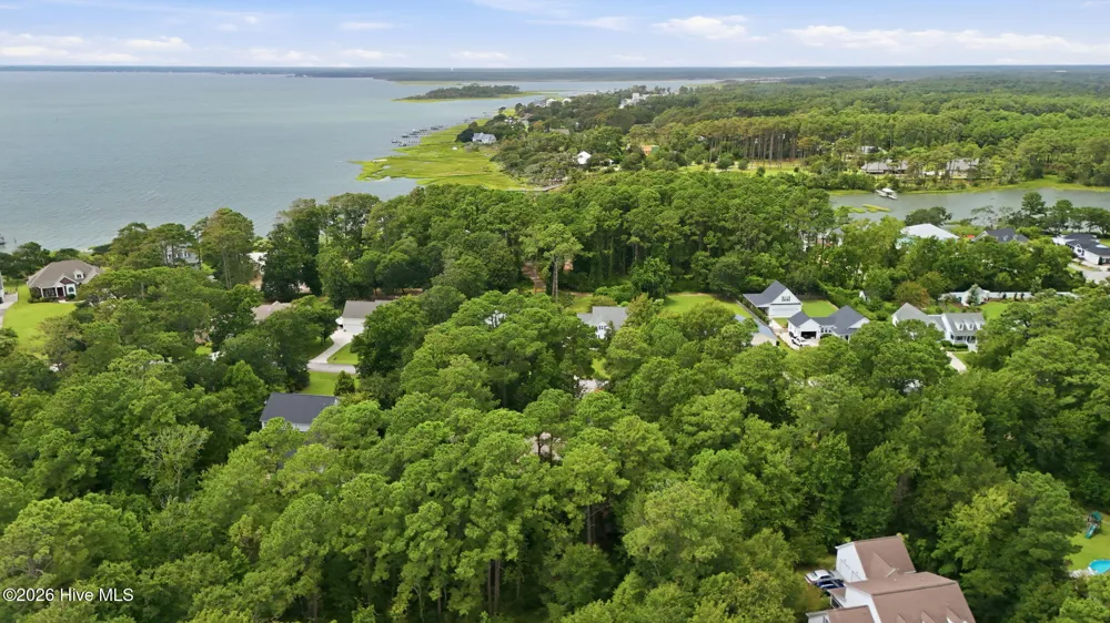 311 Winding Woods Way Beaufort, NC 28516