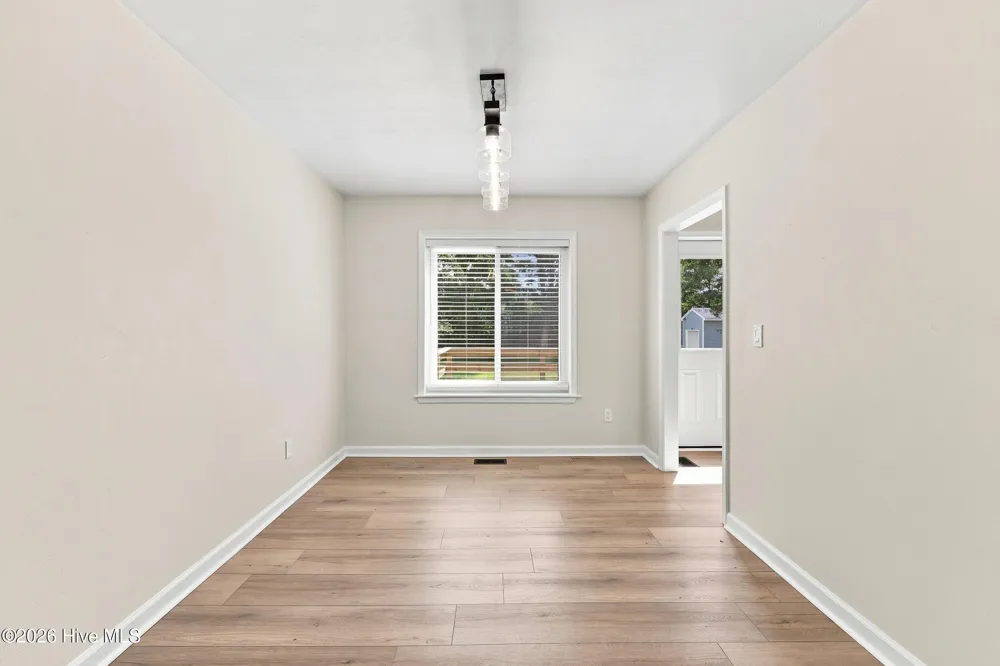 2347 Tulls Creek Road Moyock, NC 27958