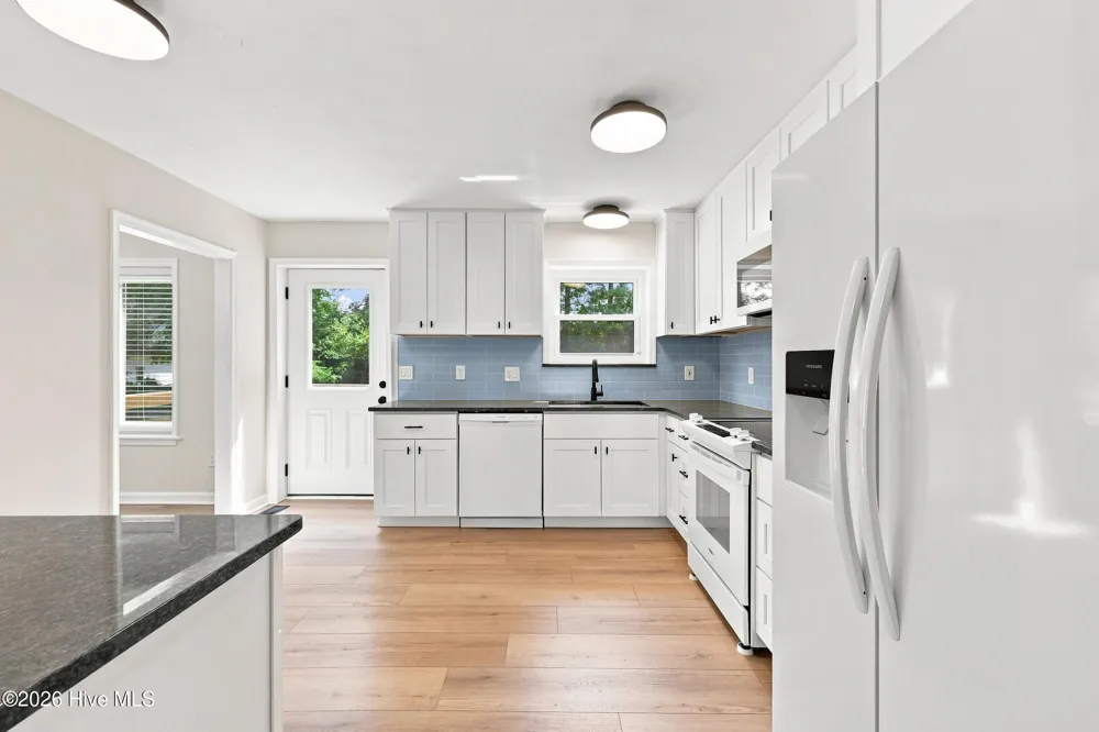 2347 Tulls Creek Road Moyock, NC 27958