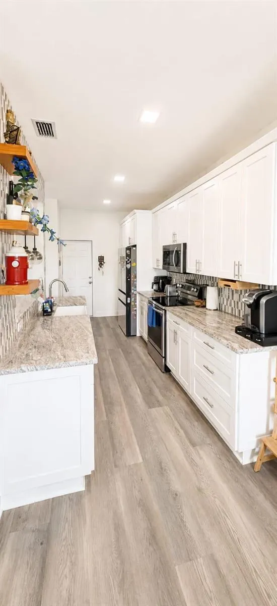 276 River Bluff Lane Royal Palm Beach, FL 33411