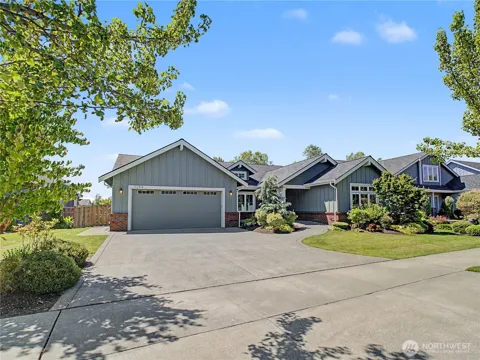 3284 Meadow Park Avenue